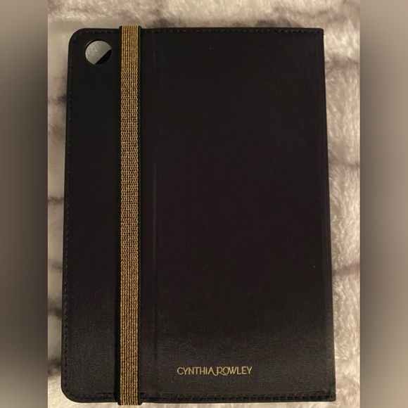 🆕️Cynthia Rowley Magnetic Folio for 7-8” Tablets - Picture 2 of 7